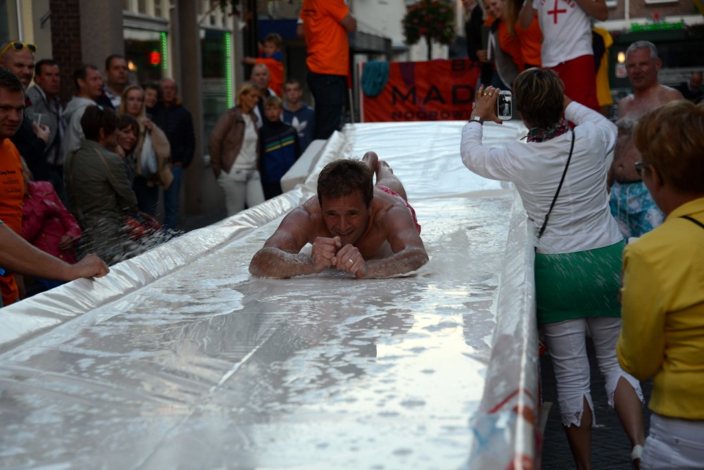 ../Images/Donderdag kermis 526.jpg